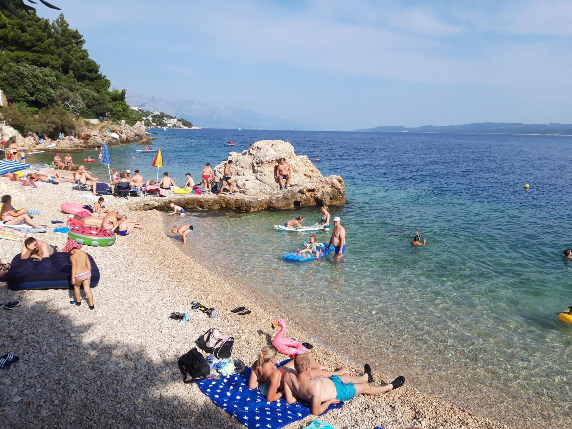 Apartments Iva Omis Exterior photo